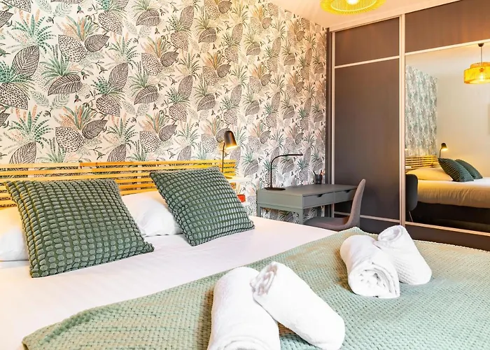 Le Congres- Au Coeur Du Centre Avec Parking شقة *