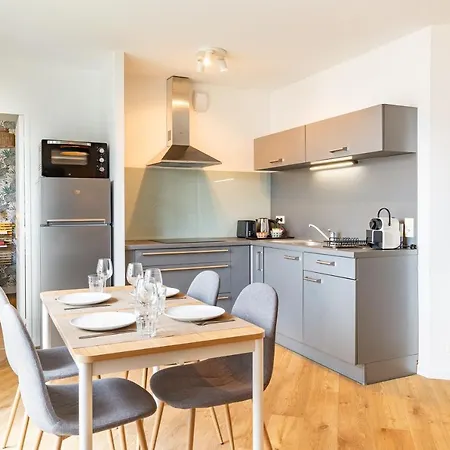 アパート Le Congres- Au Coeur Du Centre Avec Parking ナント