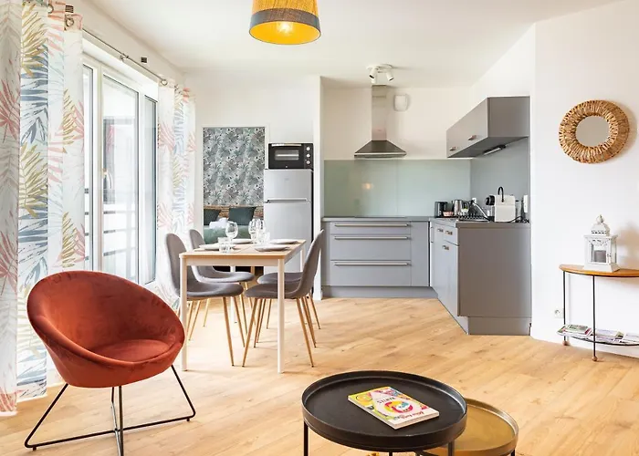 Le Congres- Au Coeur Du Centre Avec Parking *